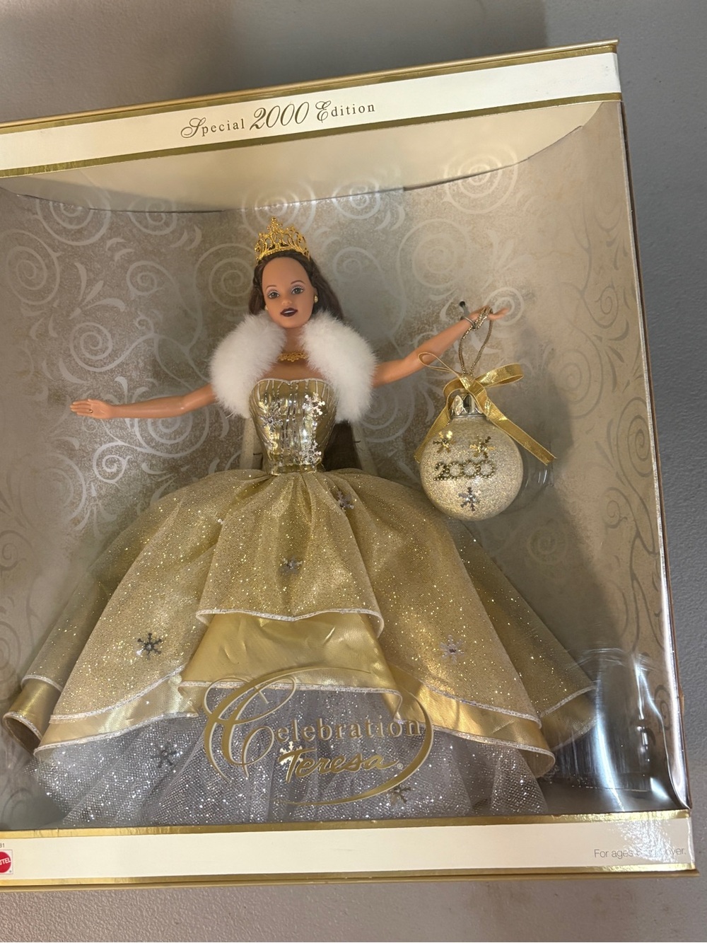 Celebration Teresa Special 2000 Edition Gold Holiday Barbie Doll